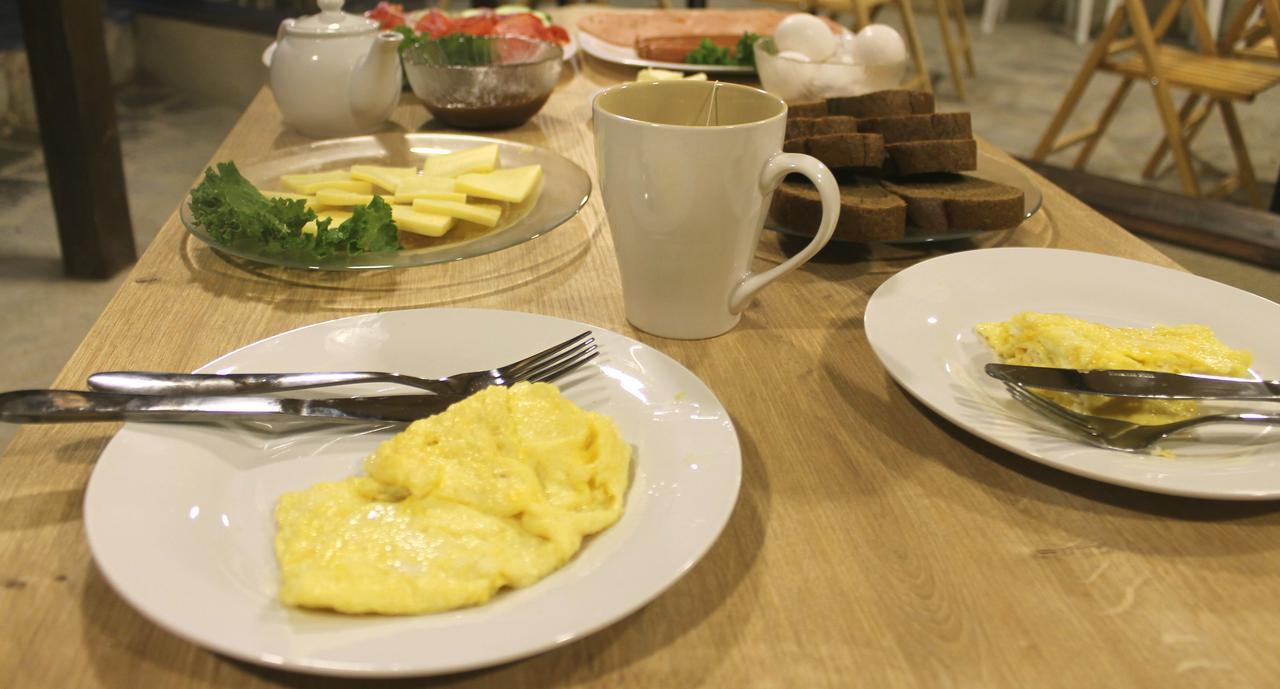 Hotel Tiflis Garden Екстериор снимка